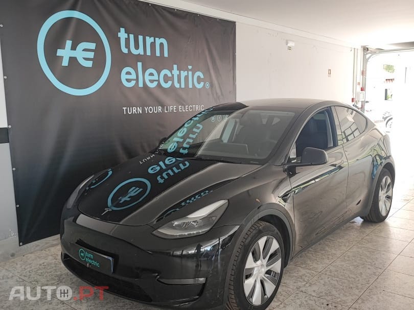 Tesla Model Y Long Range Dual Motor AWD