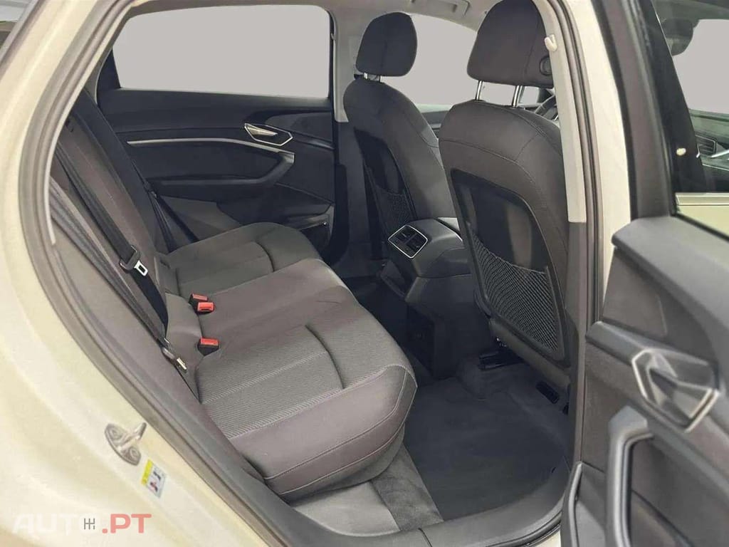 Audi E-Tron I.V.A DEDUTÍVEL 50 Quattro Advanced 