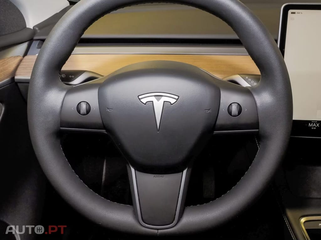 Tesla Model Y RWD I.V.A DEDUTIVEL 