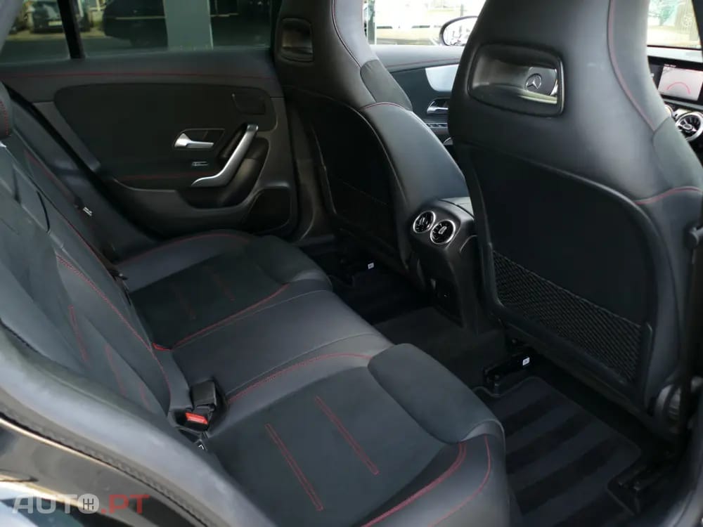 Mercedes-Benz CLA 250 e Shooting Brake AMG Line