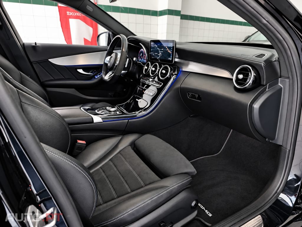 Mercedes-Benz C 300 de AMG Line