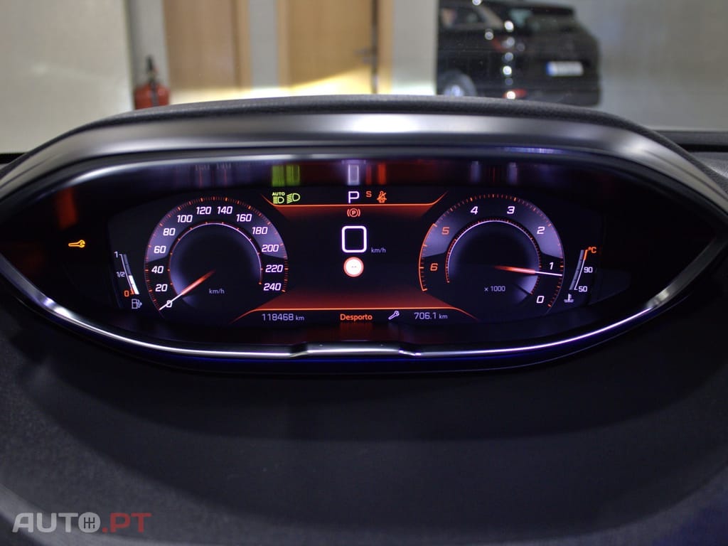 Peugeot 5008 1.5 BlueHDi Allure Pack EAT8