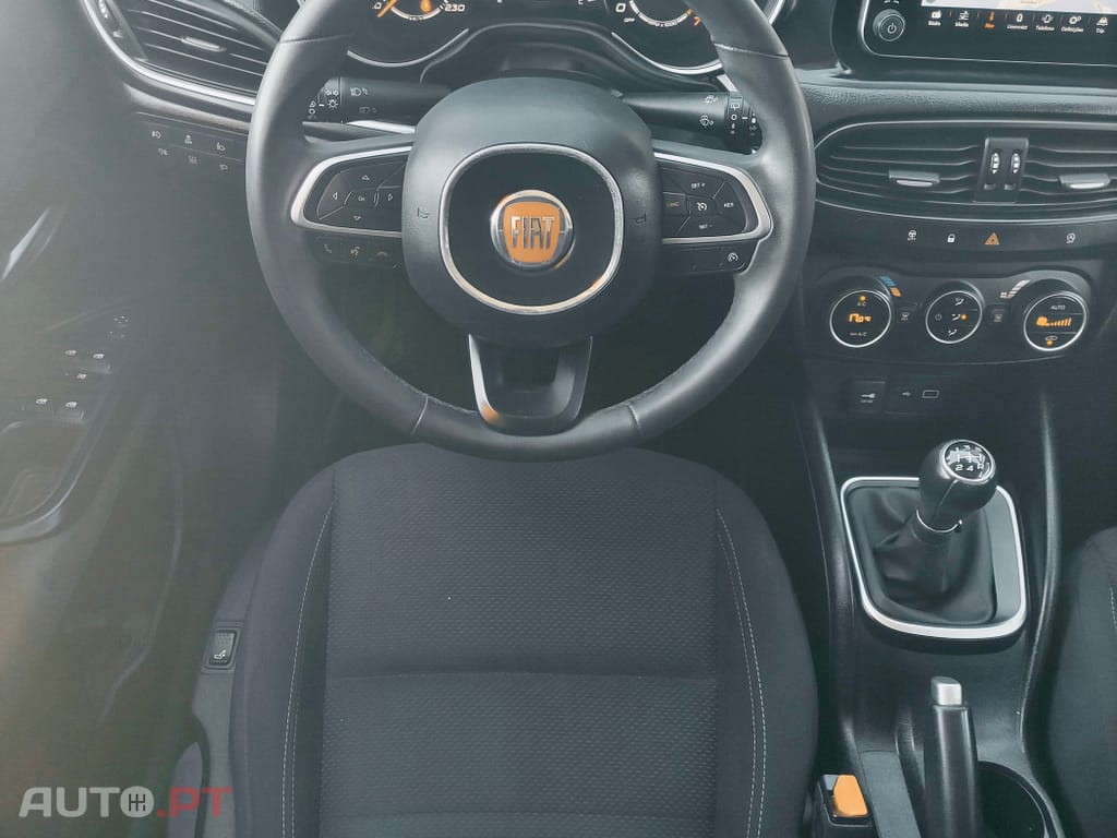 Fiat Tipo 1.3 M-Jet Lounge