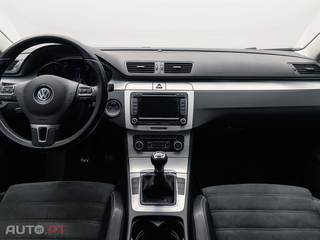 Volkswagen Passat CC 2.0 TDi