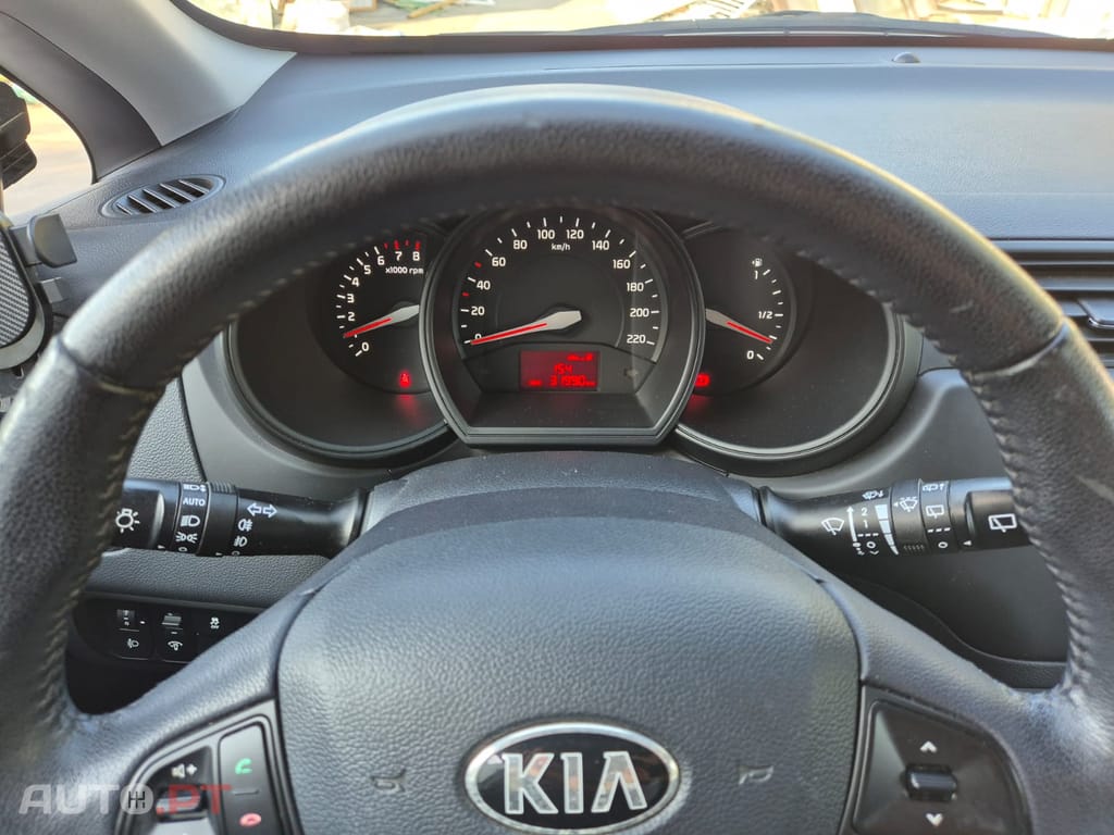 Kia Rio 1.2 CVTT TX