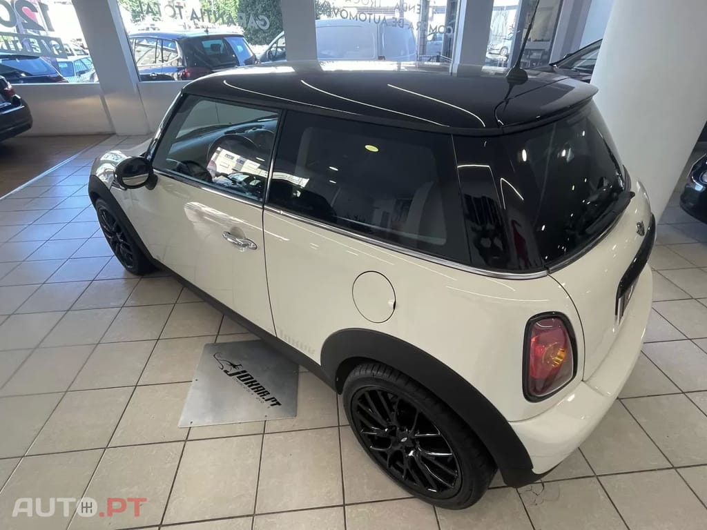 MINI One D - Black Details JLL 17