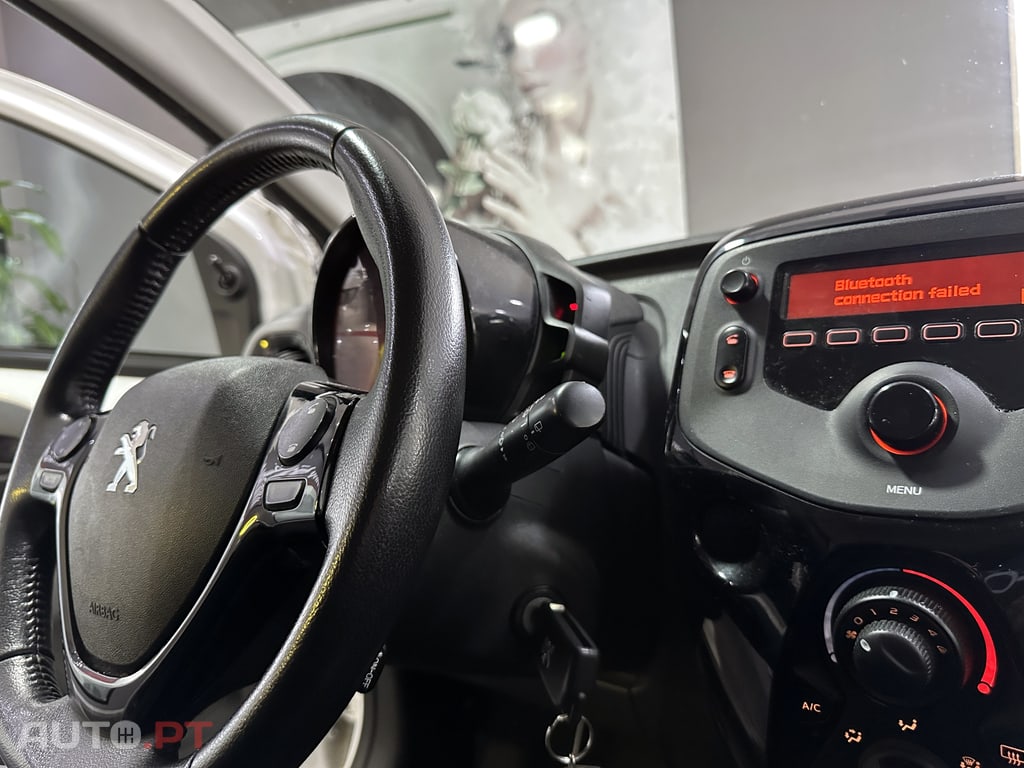 Peugeot 108 108 1.0 VTi Style
