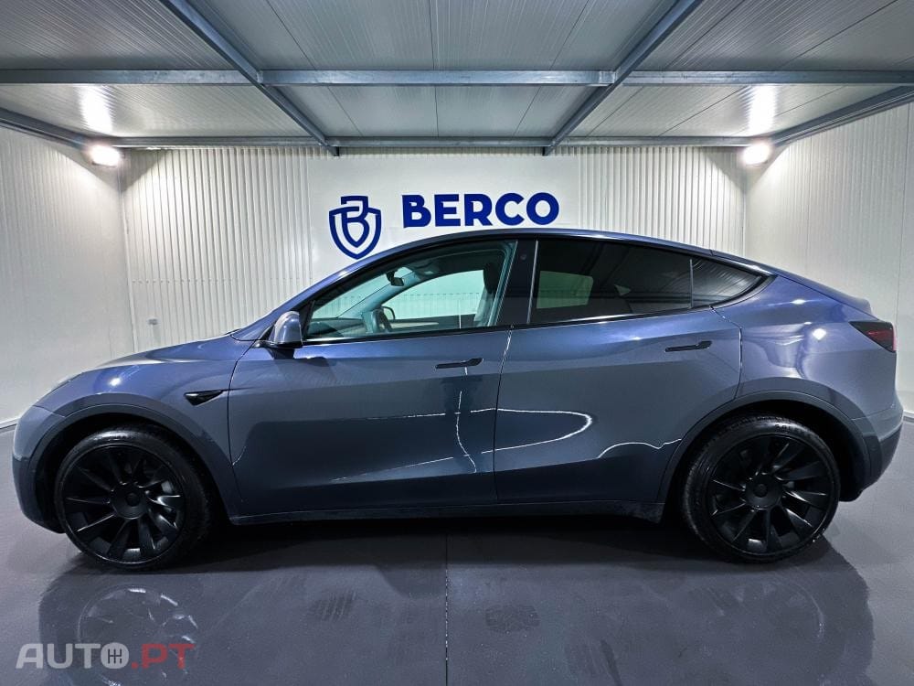 Tesla Model Y Long Range Dual Motor AWD