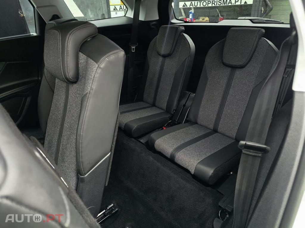 Peugeot 5008 2.0 BlueHDi Allure J18