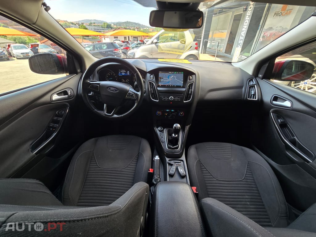 Ford Focus SW 1.0 SCTi Titanium