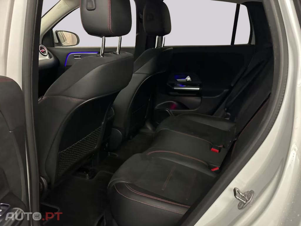 Mercedes-Benz EQA 250 AMG Line I.V.A DEDUTIVEL