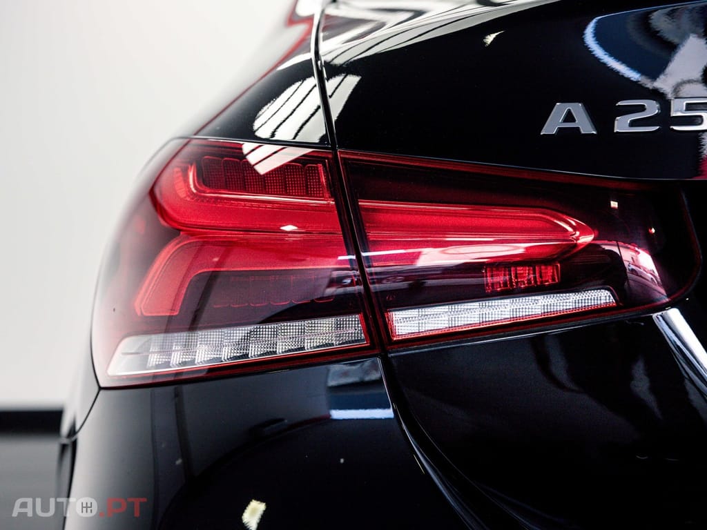 Mercedes-Benz A 250 e Style Plus