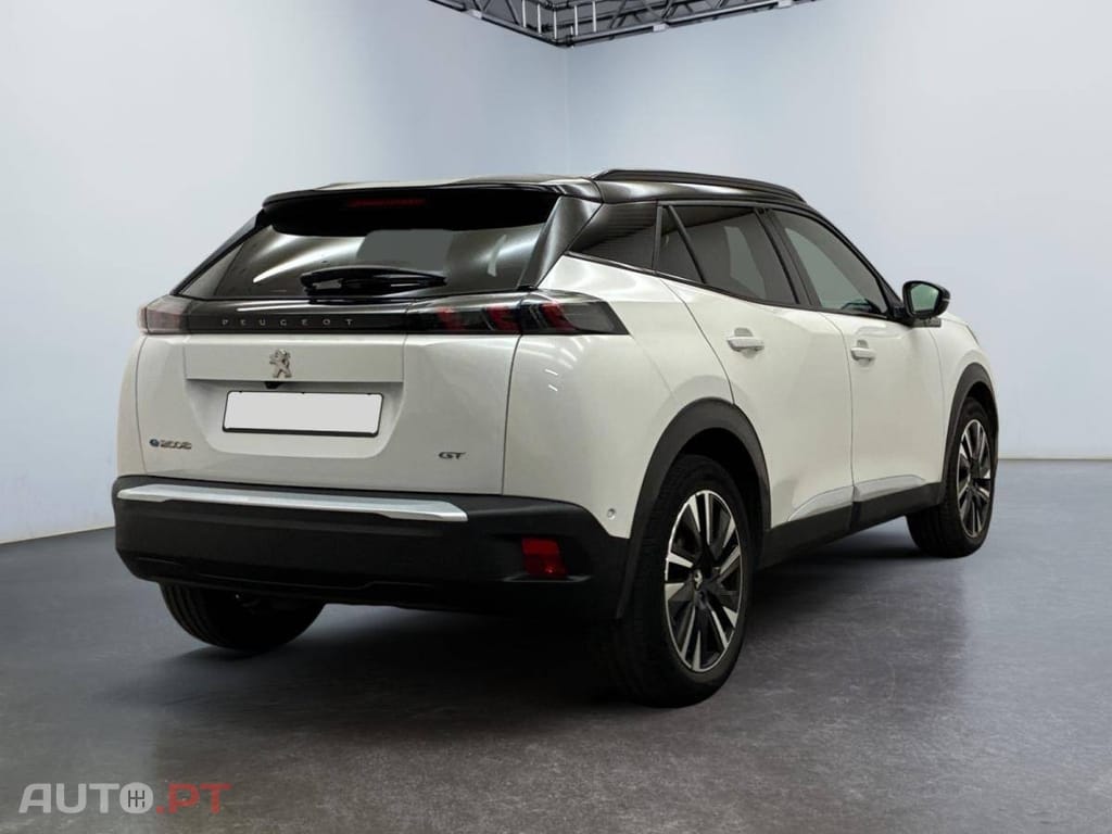 Peugeot E-2008 50 kWh GT Pack
