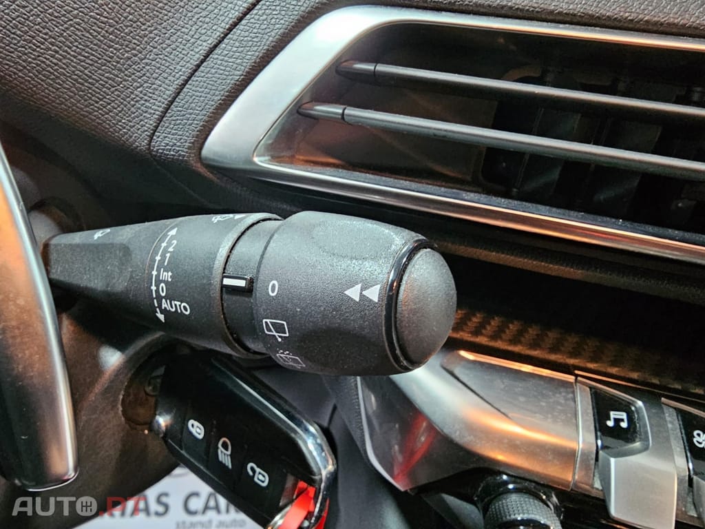 Peugeot 5008 1.5 BlueHDi Allure EAT8