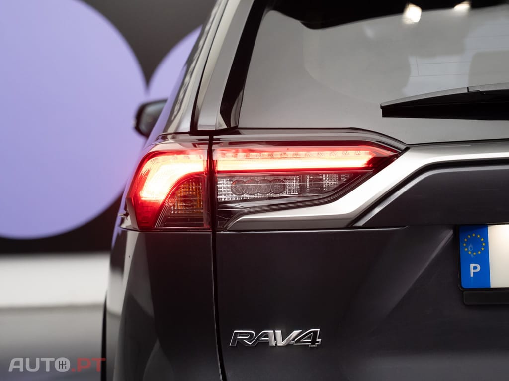 Toyota RAV4 2.5 HDF Plug-in Comfort AWD-i