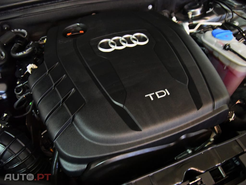 Audi A5 2.0TDI MULTITRONIC S-LINE