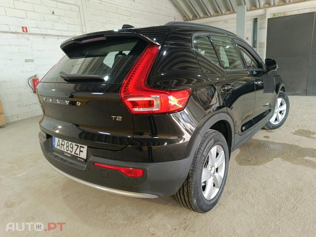 Volvo XC40 1.5 T2 Essential Auto