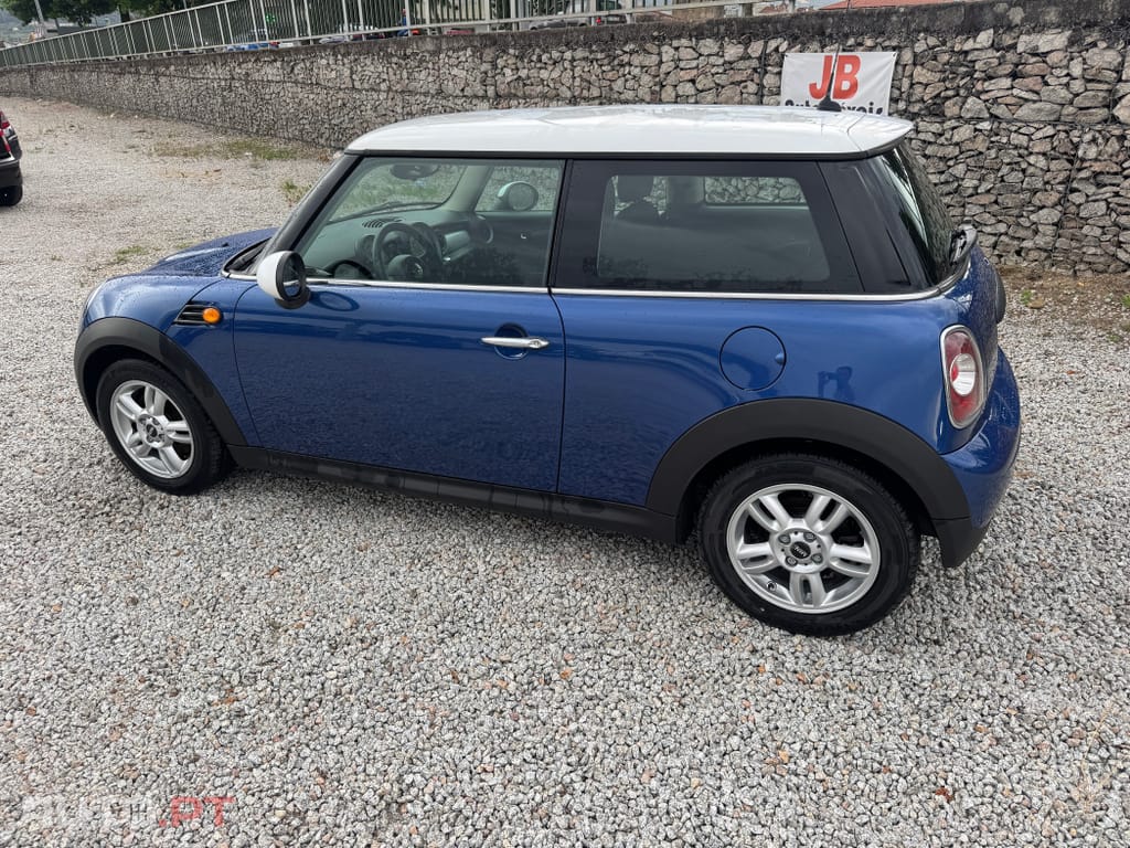 MINI Cooper One D
