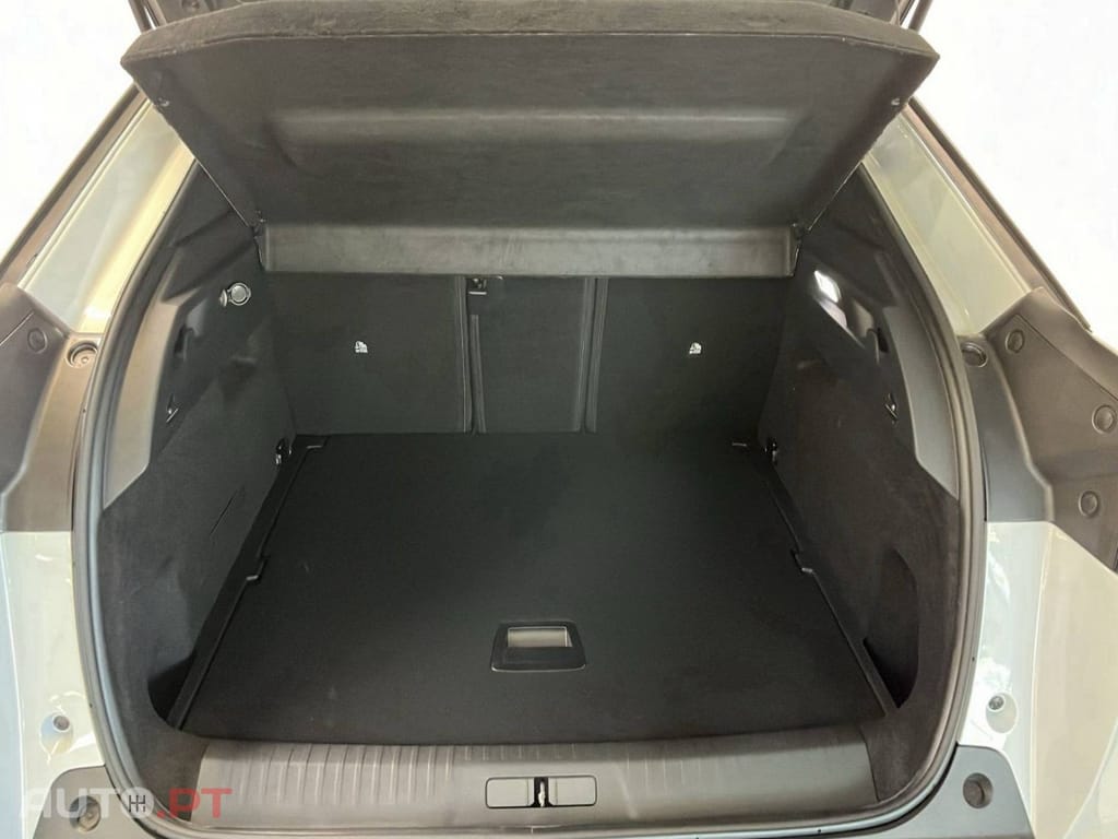 Peugeot 3008 1.2 Hybrid Allure e-DCS6