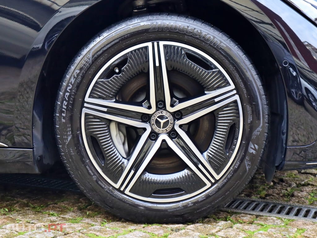 Mercedes-Benz EQE 300 AMG Line
