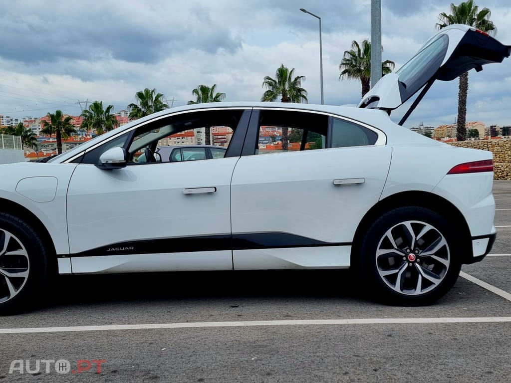 Jaguar I-Pace EV400 S