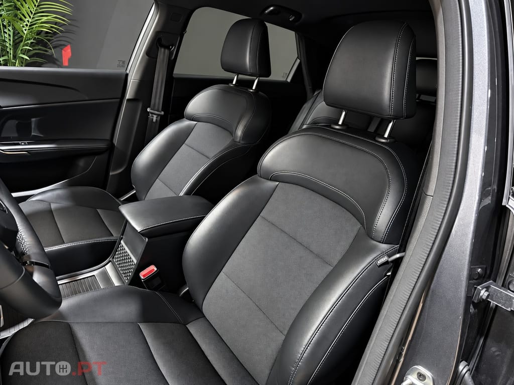 MG MG4 64 kWh Luxury