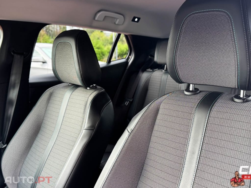 Peugeot 2008 1.5 BlueHDi Allure Pack