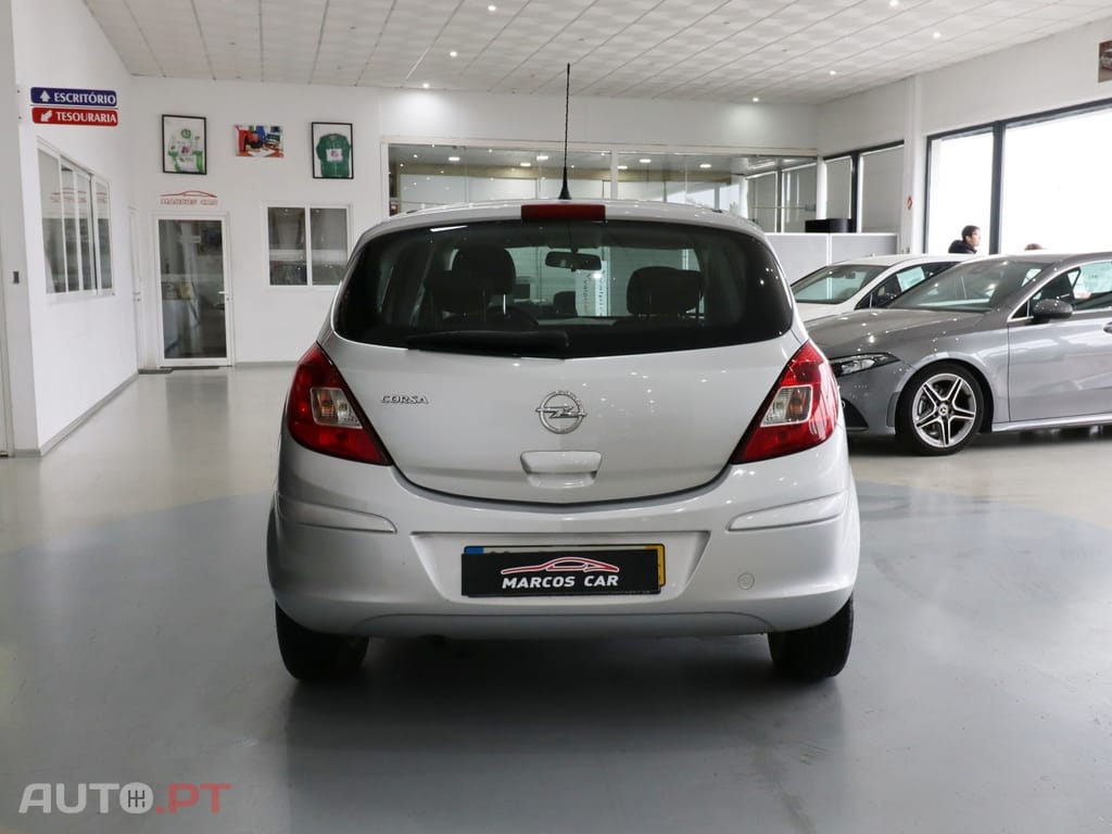 Opel Corsa 1.2 Connect