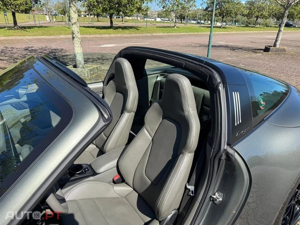 Porsche 911 Targa 4 GTS PDK
