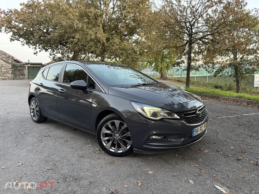 Opel Astra 1.6 CDTi Cosmo S/S J18