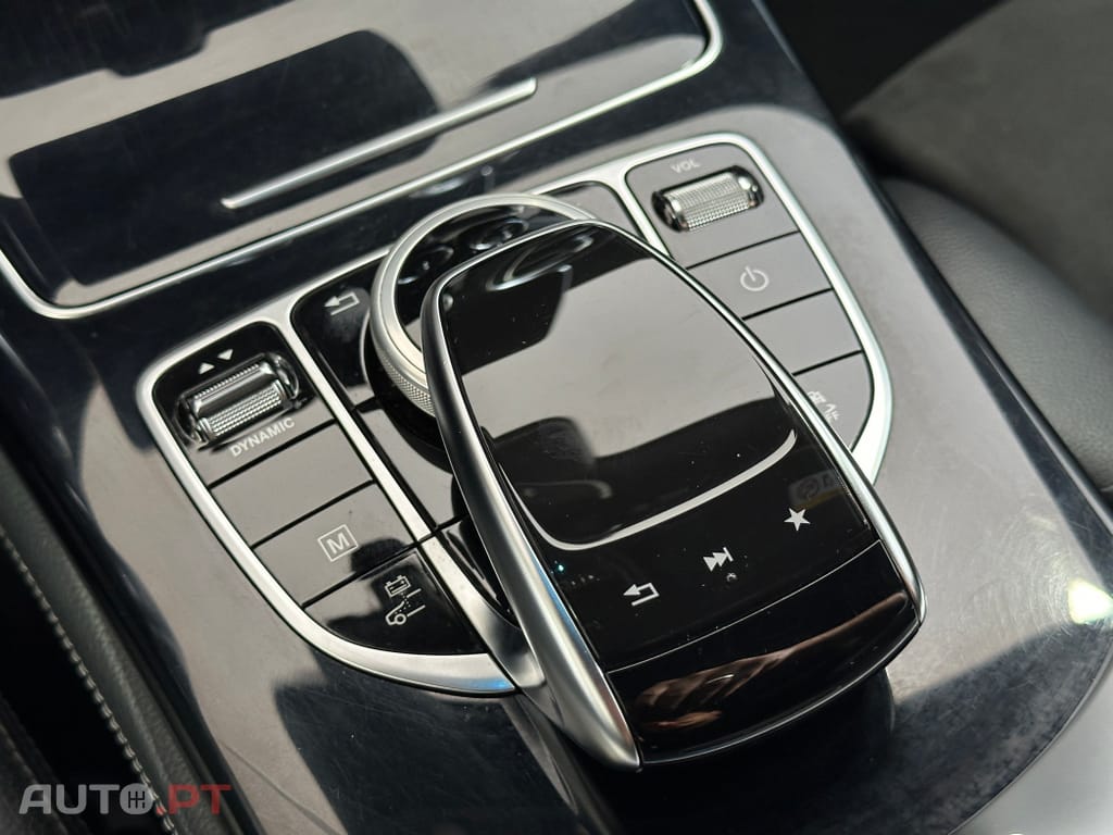 Mercedes-Benz GLC 350 Outro