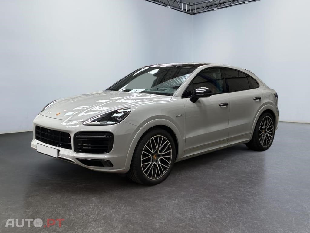 Porsche Cayenne E-Hybrid Triptronic V6