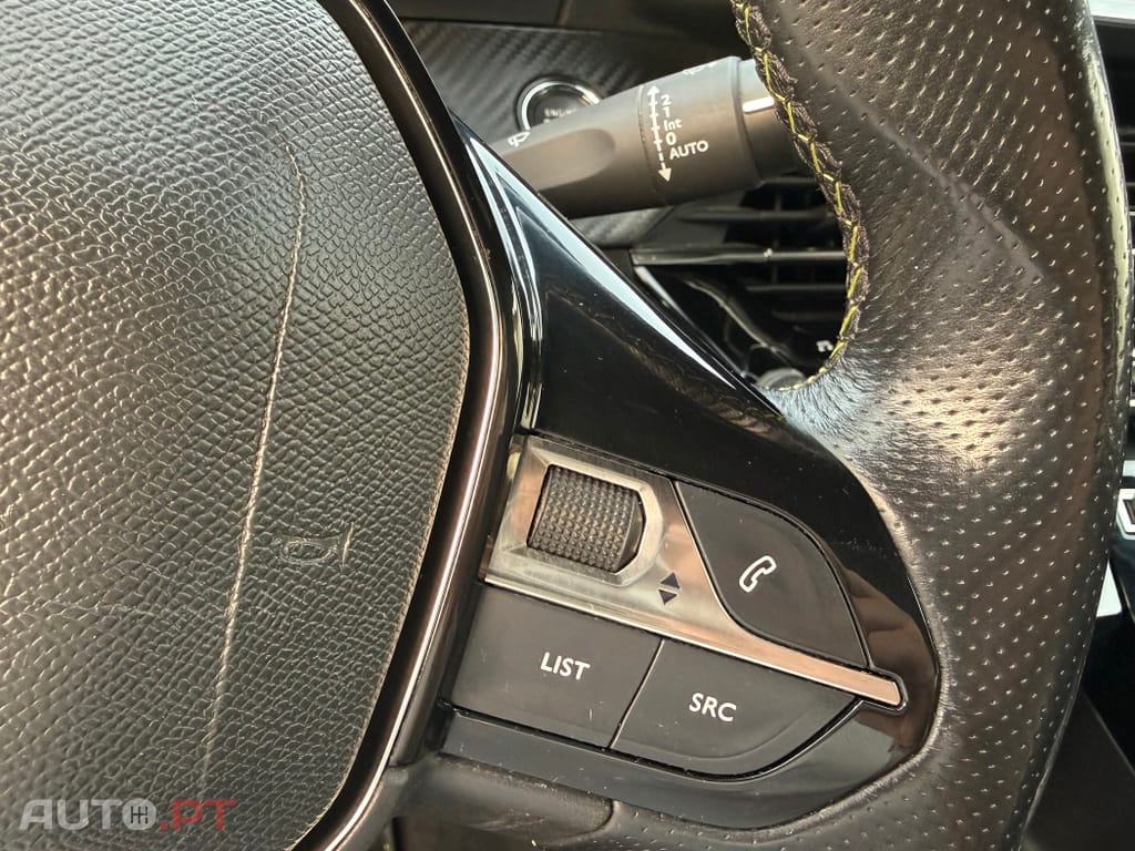 Peugeot 208 1.2 PureTech GT