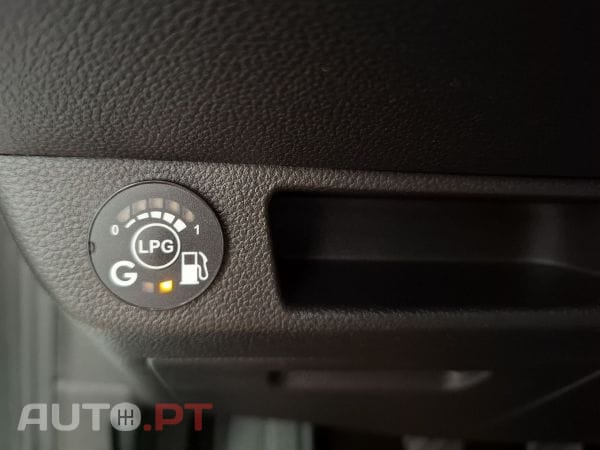Renault Clio TCe 100 Bi-Fuel Techno