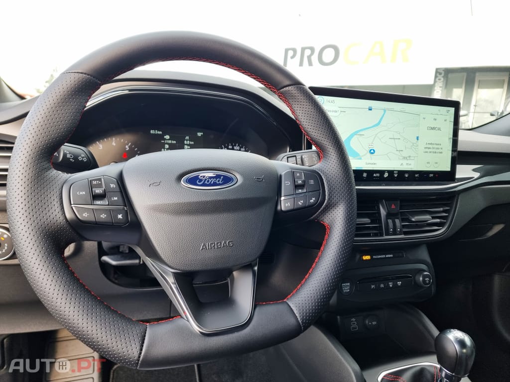 Ford Focus 1.0 EcoBoost MHEV ST-Line