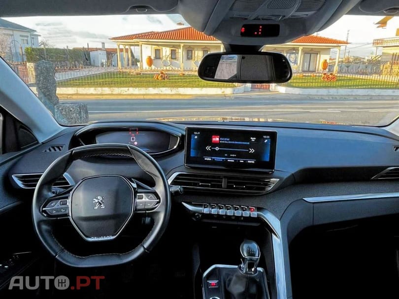 Peugeot 3008 1.5 BlueHDi Allure