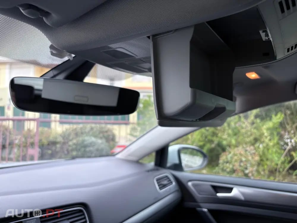 Volkswagen Golf 1.0 TSI Confortline