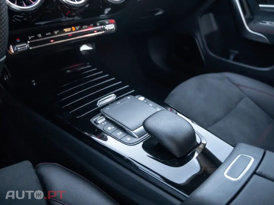 Mercedes-Benz CLA 250 e 8G-DCT AMG Line