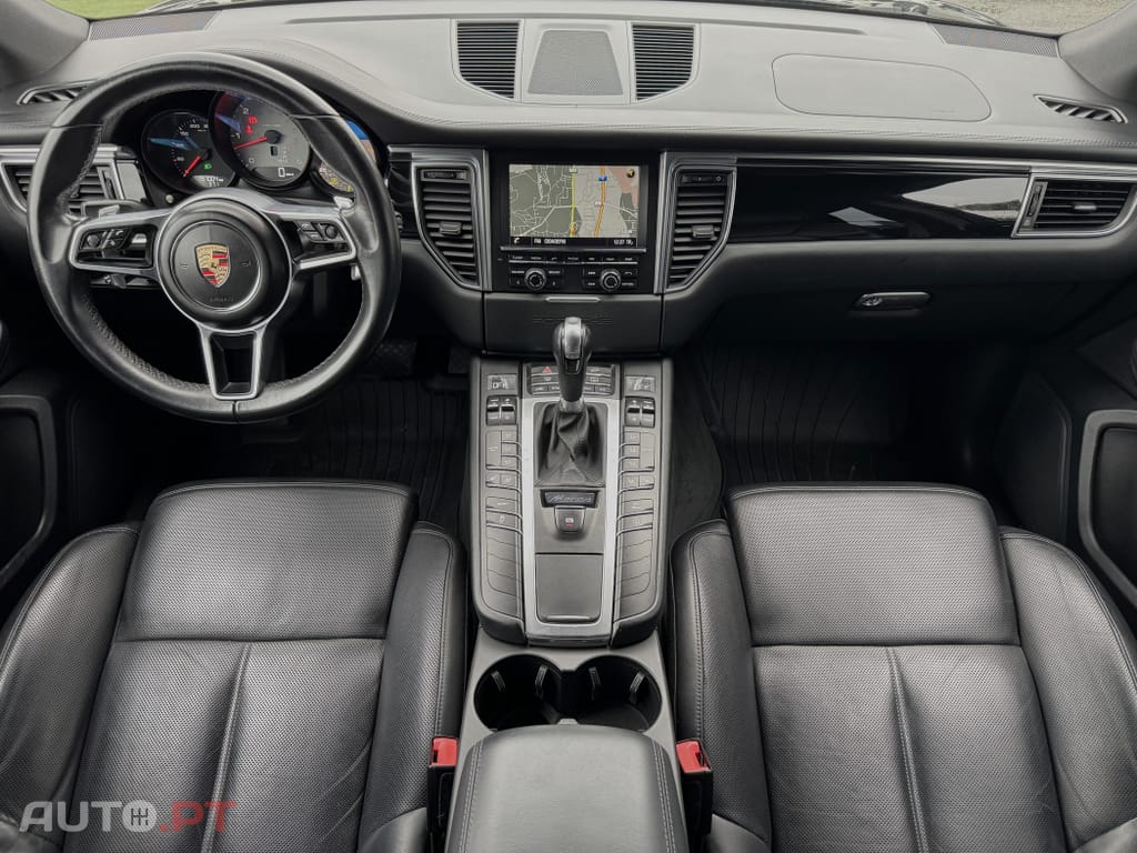 Porsche Macan S