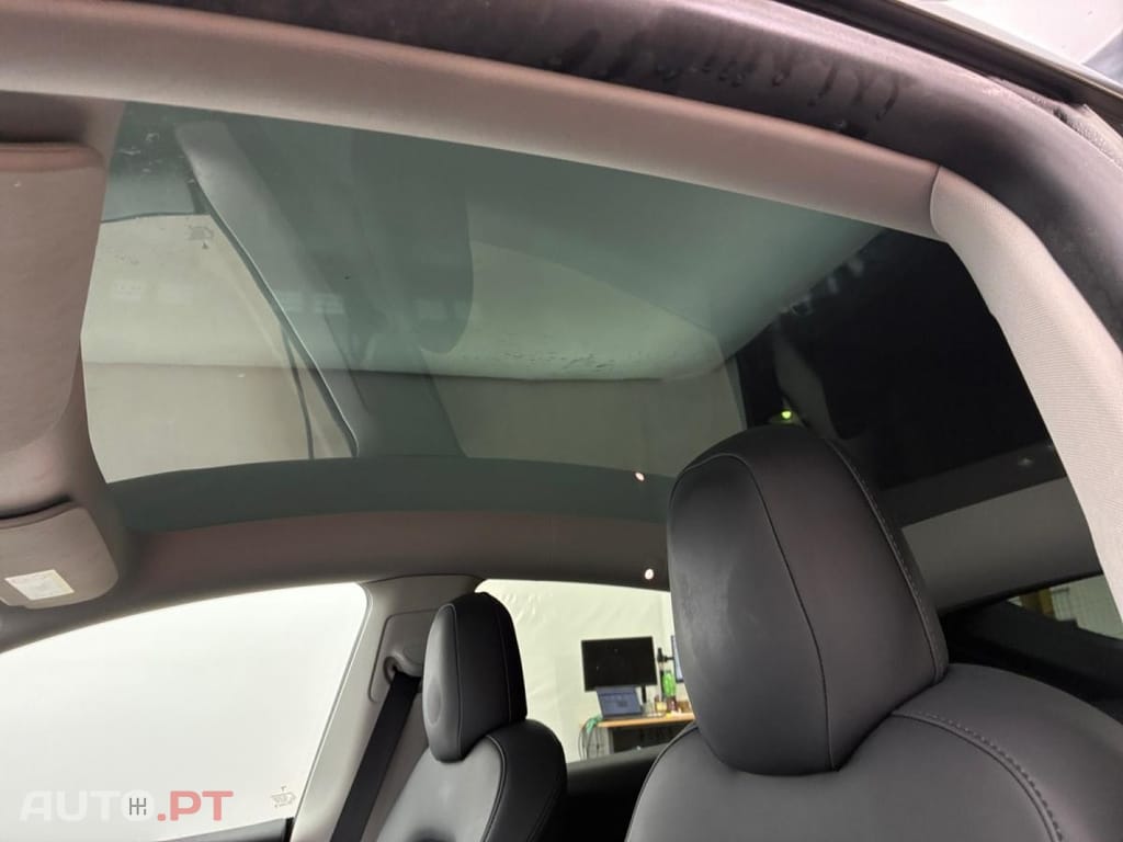 Tesla Model Y Long Range Dual Motor AWD