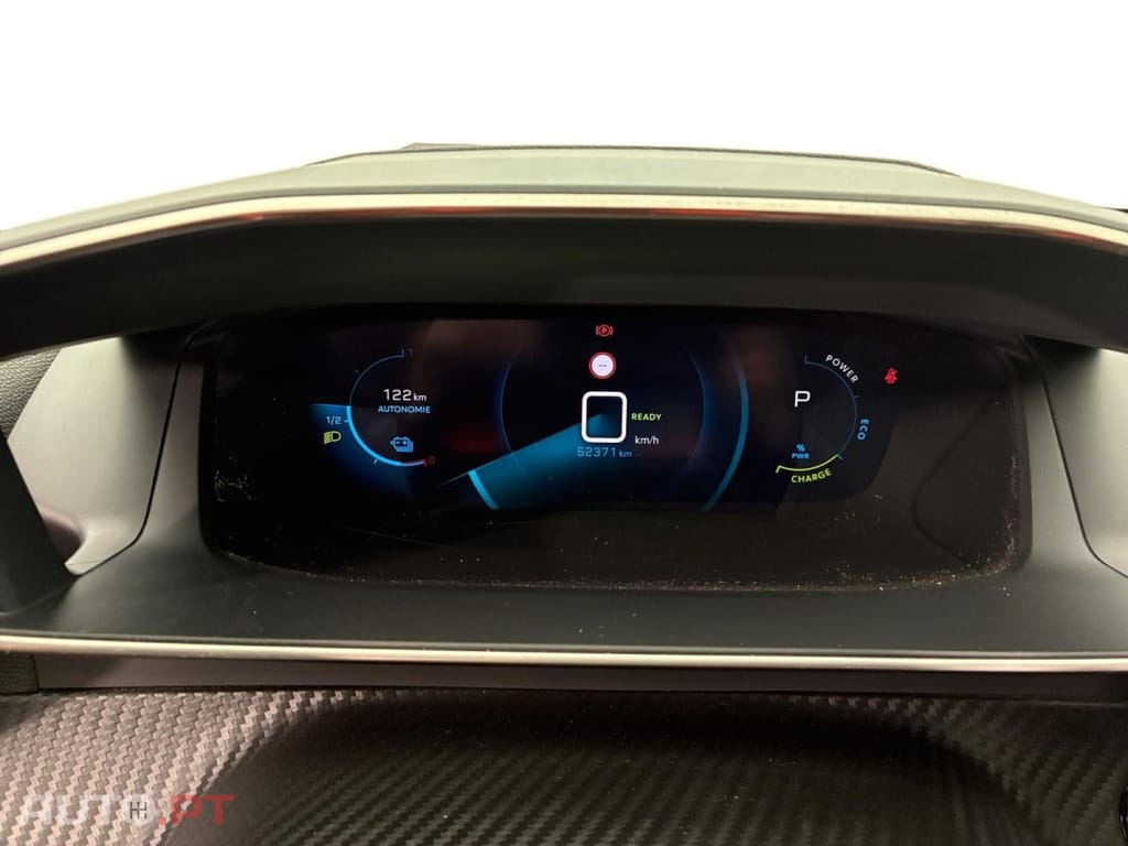 Peugeot E-2008 Active Pack