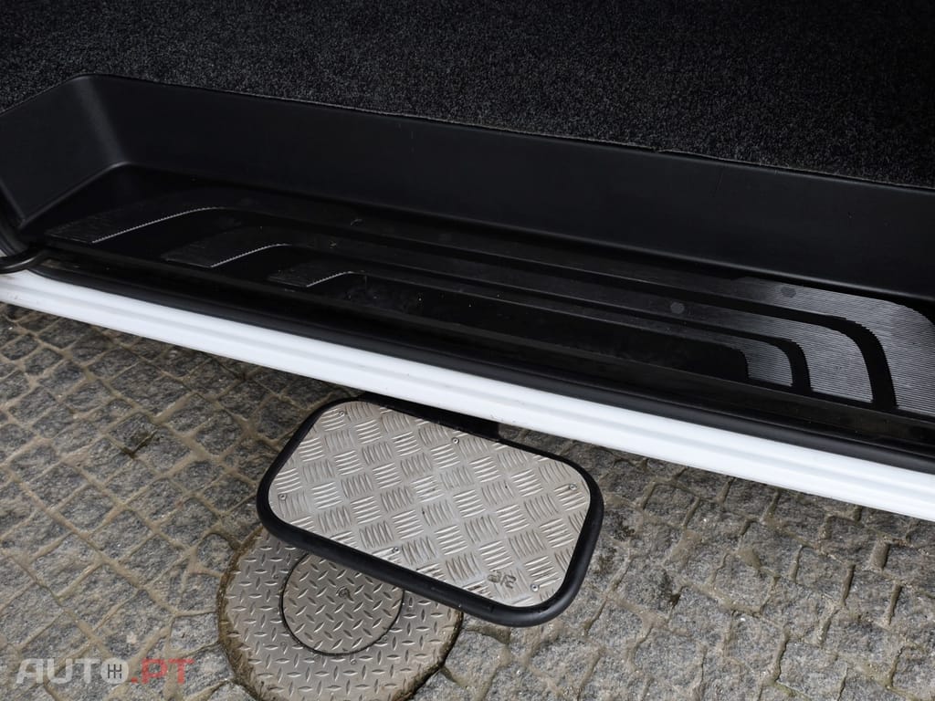 Mercedes-Benz Sprinter 315 CDI/43 Luxo (2+2+2+3)
