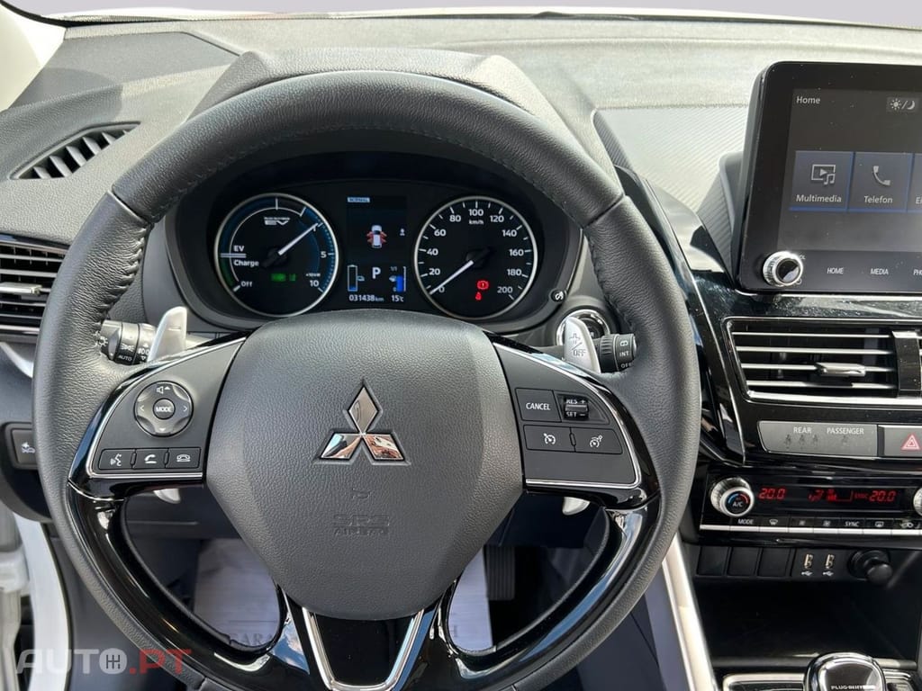 Mitsubishi Eclipse Cross I.V.A DEDUTÍVEL 2.4 MIVEC BASIS ALLRAD