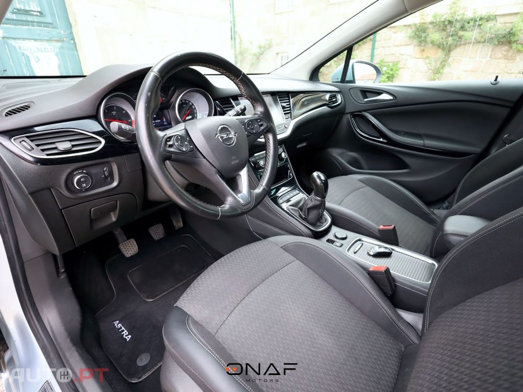 Opel Astra Sports Tourer 1.6 CDTI Excellence