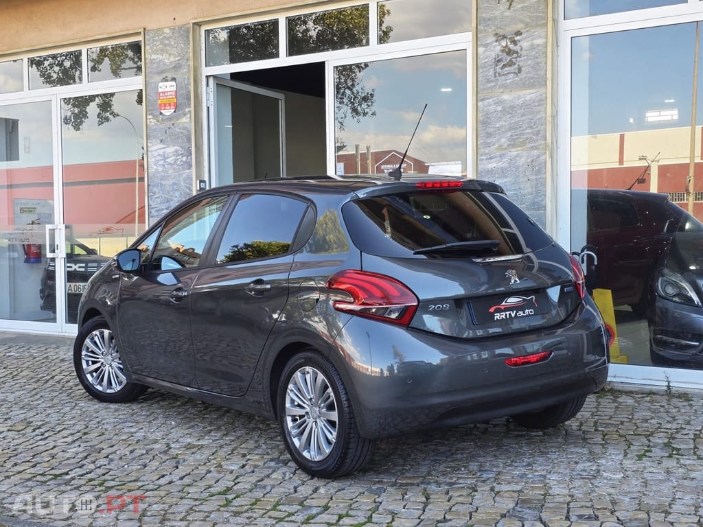 Peugeot 208 1.2 PureTech Style