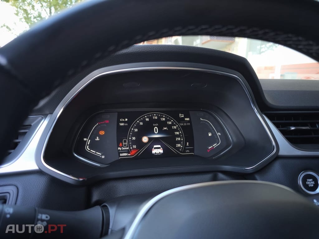 Renault Captur 1.0 TCe Techno Bi-Fuel