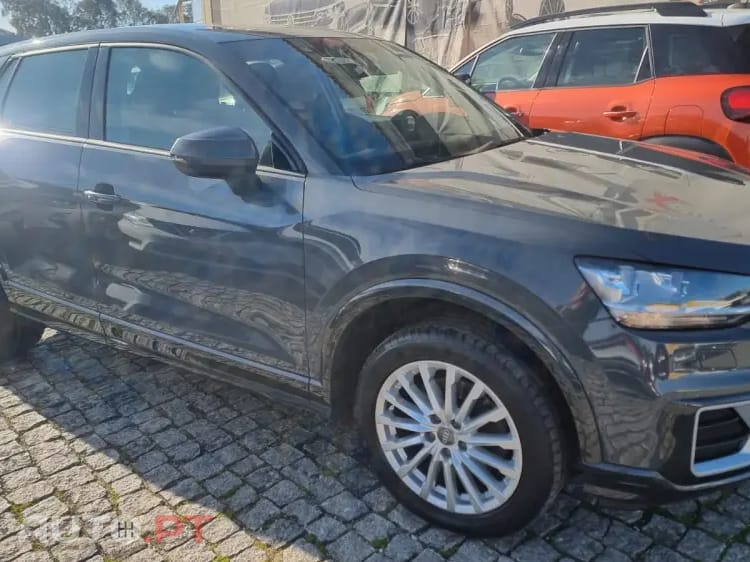 Audi Q2 1.6 TDI Design S tronic