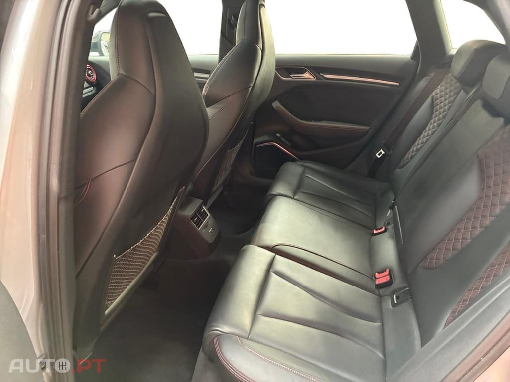 Audi RS3 2.5 TFSI quattro S tronic