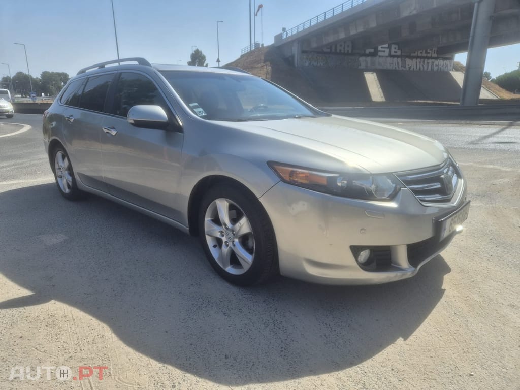 Honda Accord Tourer 2.2 i-DTEC Elegance