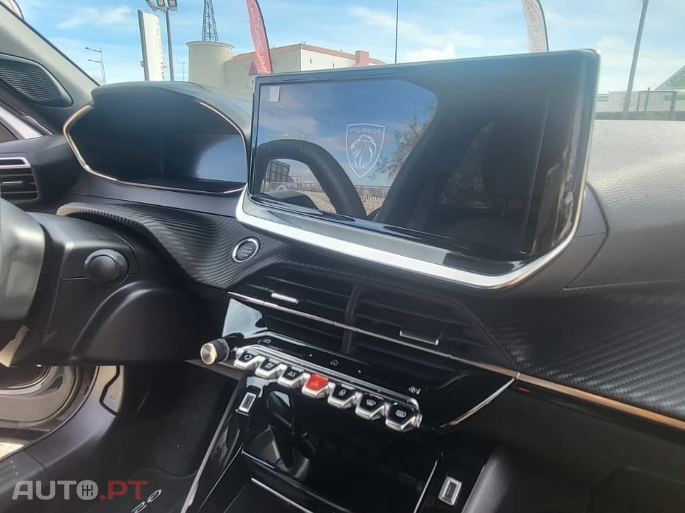 Peugeot E-2008 54 kWh Allure